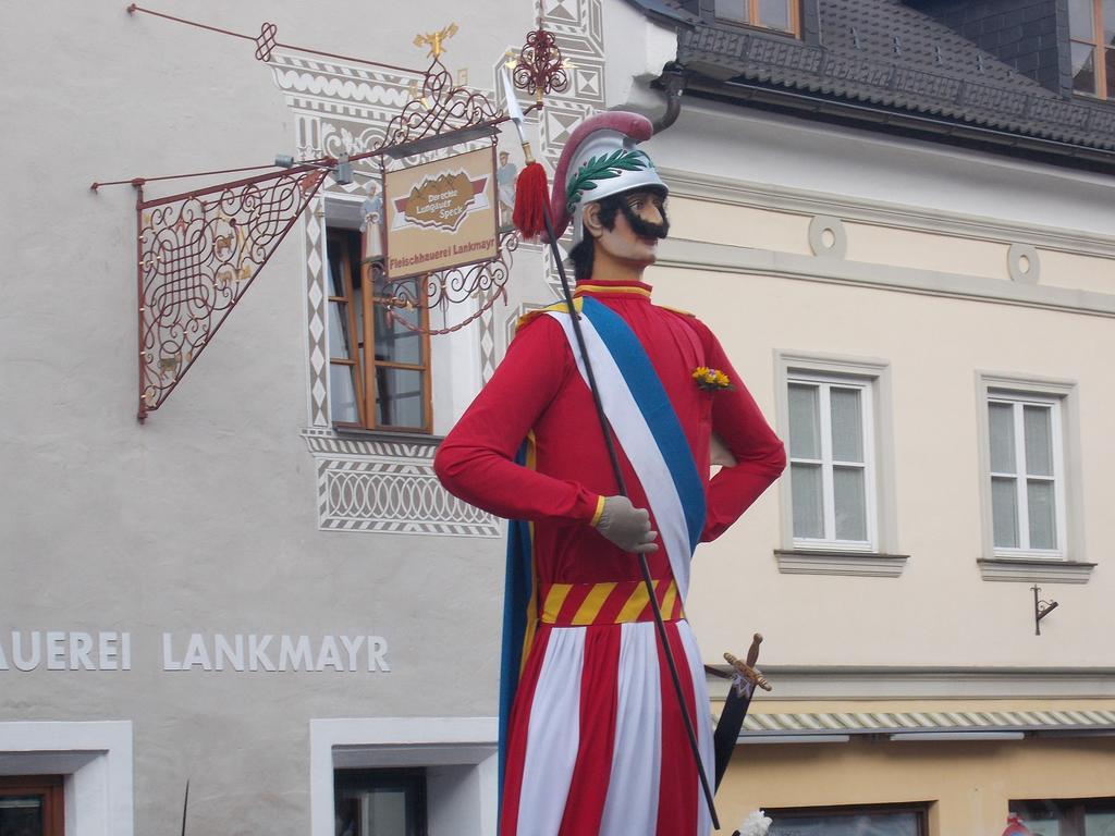 Haus Pfarrkirchner Daire Mauterndorf  Dış mekan fotoğraf